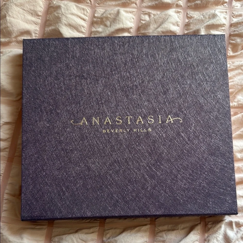 Anastasia Beverly Hills Lipsticks - Picture 7 of 8